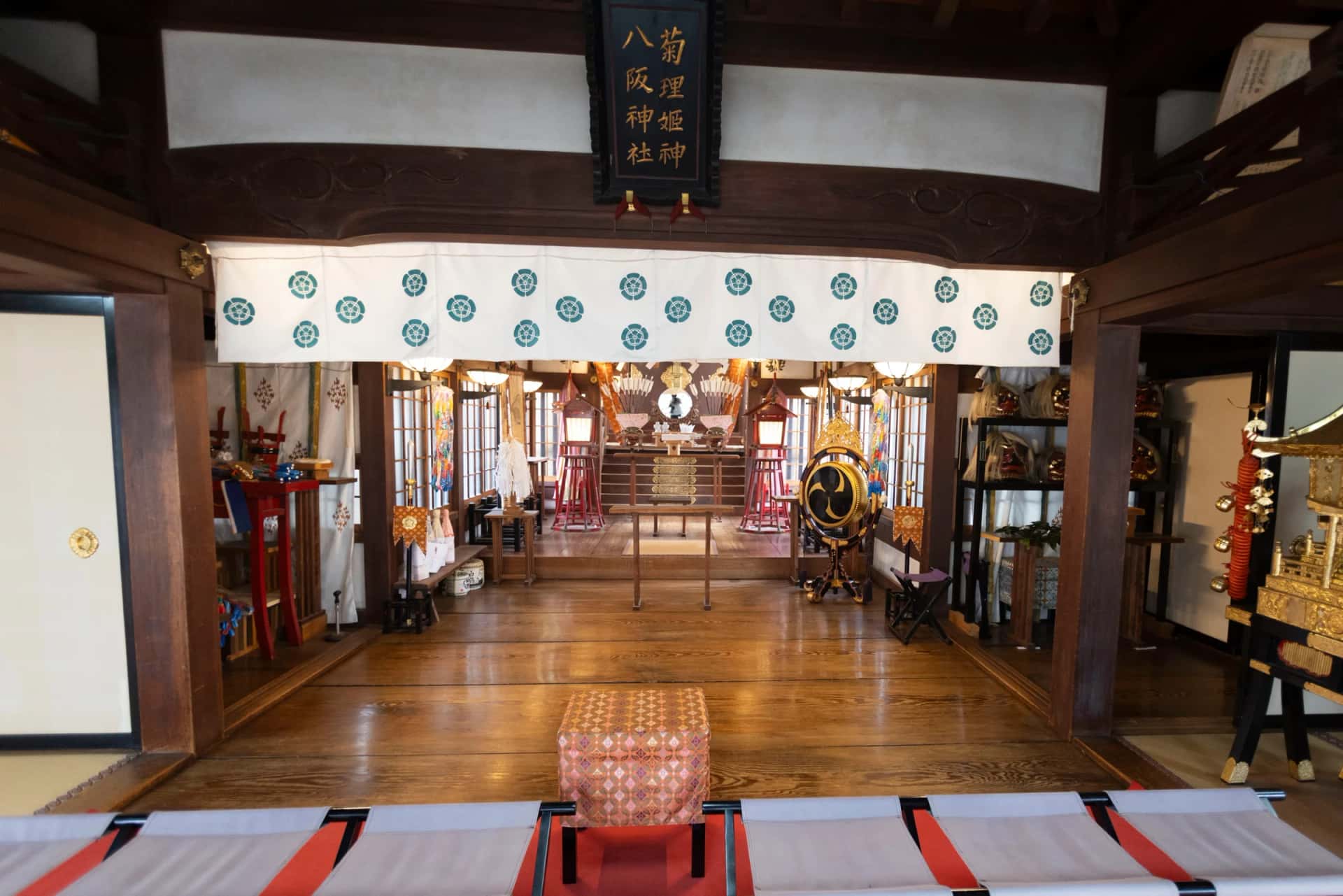 東成八阪神社お宮参りロケ撮影